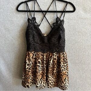 Main Strip Black Lace and Leopard Print Camisole Peplum Top Large Casual/Party